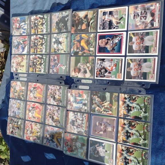 Football Card Lot - Picture 1 of 2